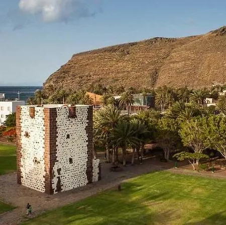Отель Torre Del Conde